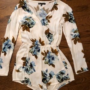 House of Harlow Romper